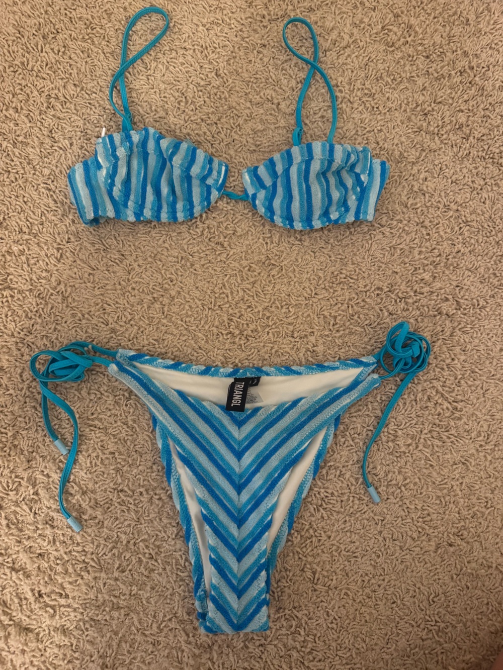 Triangl bikini
